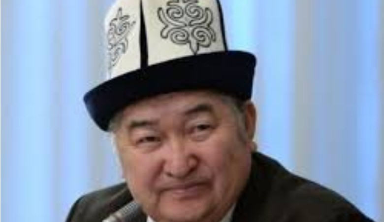 Тынчтыкбек Чоротегин: Көрүнбөгөн колдун парманы жана Судан менен Гренландия...