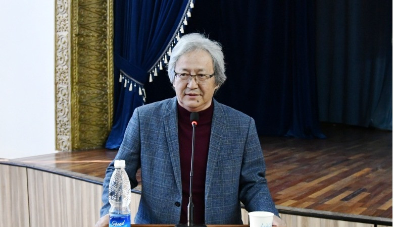 Кабинет ачып жатканда, же “сейсмикалык абал”